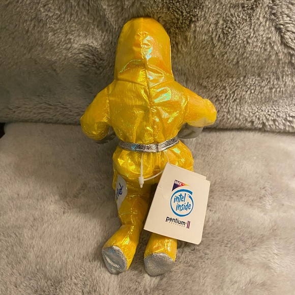 1997 Intel Inside Pentium II Yellow Astronaut Man Plush 8" Plush BeanBag Toy HTF - Picture 5 of 6